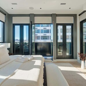 Strykejern/-brett, reiseseng for barn, wi-fi og sengetøy