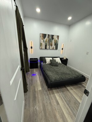 Acceso a internet y ropa de cama