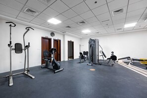 House - Stayshort - Moderm Studio Apartment in Sports City That Sleeps 2 (Dubai)