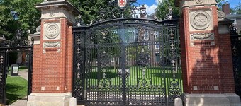 -Queen+Sofa Bed-“Modern/Cozy/Lovely” Casita CoNeJo