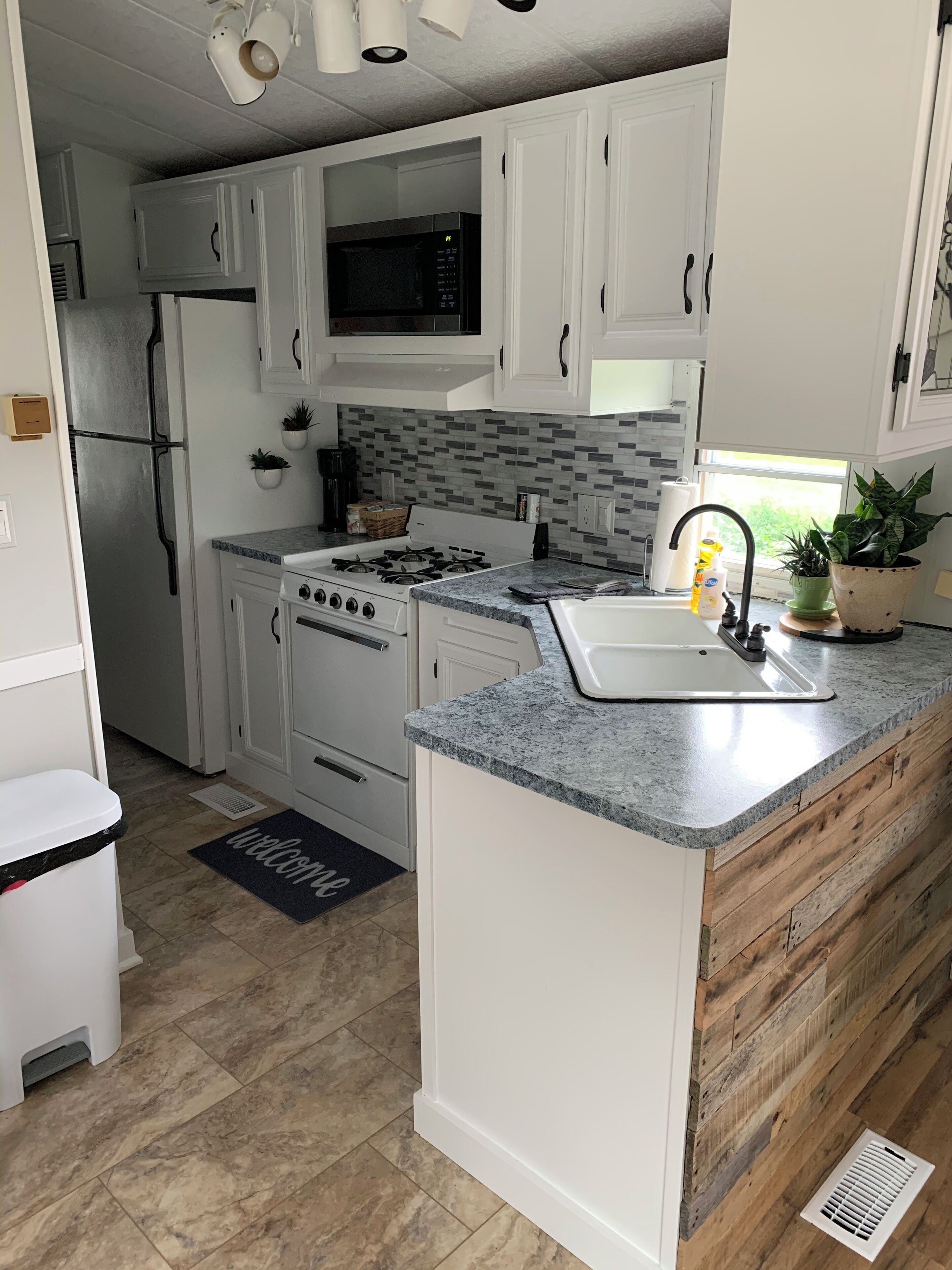 電子レンジ、オーブン、コンロ