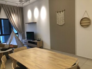 Dining - The Horizon by Mana Mana (Ipoh)