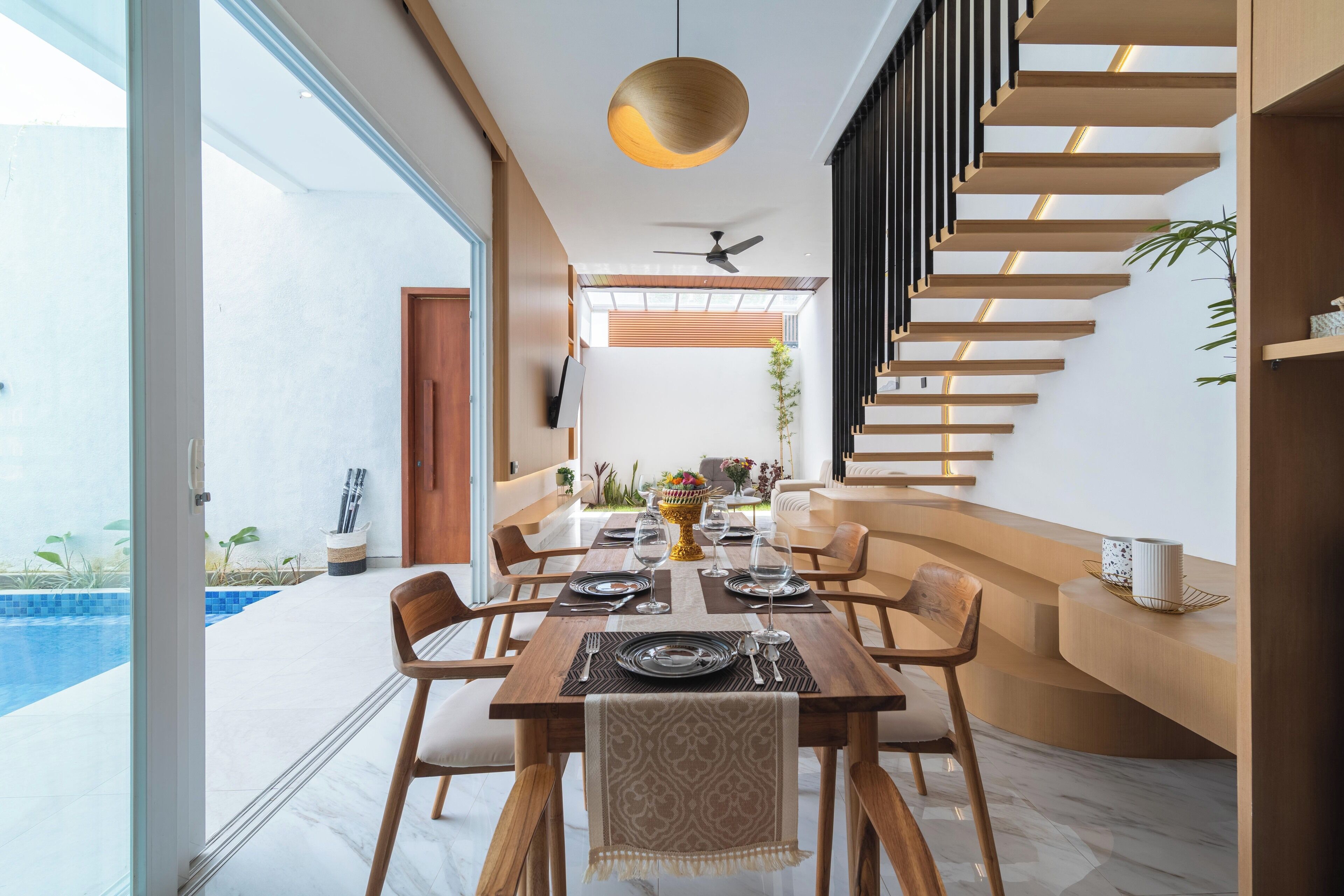 エグゼクティブ ヴィラ | ダイニングルーム