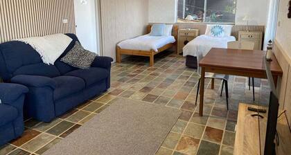 Bellevue ~ Relaxing Beach Getaway on the South Coast