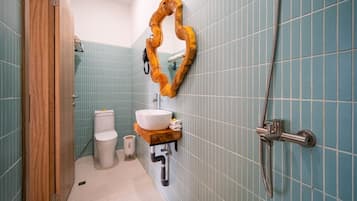 Villa, 5 chambres, piscine privée | Salle de bain | Articles de toilette gratuits, sÚche-cheveux, serviettes fournies, savon