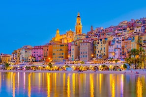 City View - Les Rives d'Or with Sea View Terrace, Menton, France (Menton)
