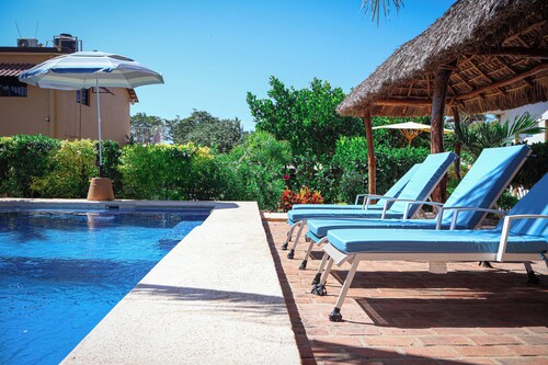 Gorgeous 7-bedroom house with AC in Santa Cruz de Miramar