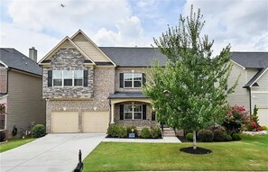 Exterior - Private Executive Estate Minutes from Airport & Mercedes-Benz Stadium (Atlanta)