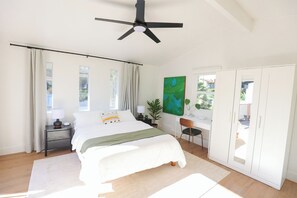 WiFi, bed sheets - Cozy La Costa Studio Retreat (Carlsbad)
