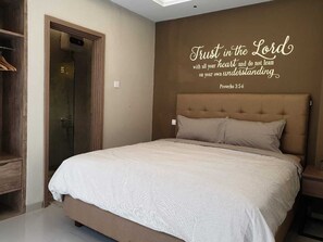 Duplex, 4 Bedrooms, City View