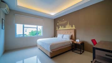 Casa, 4 habitaciones | Caja de seguridad en la habitación, escritorio y wifi gratis