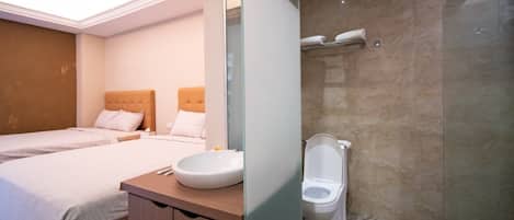 Nhà, 4 phòng ngủ | Phòng tắm | Đồ dùng nhà tắm miễn phí, khăn tắm, xà phòng, dầu gội