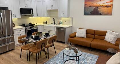 3-bedroom house in adorable Escondido with cool AC breeze