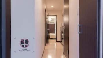 Appartamento, vista città | Interni