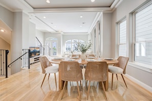 Dining - Luxury Montrose 5 Bedroom Retreat Central Houston (Houston)