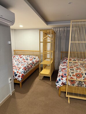 Deluxe Double or Twin Room, 2 Queen Beds, Non Smoking, Private Bathroom | Free WiFi - Designers Stay Busan (Busan)