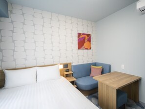 Habitación doble, no fumadores (Washing machine & Microwave Included) | Escritorio, espacio para trabajar con un portátil, wifi gratis