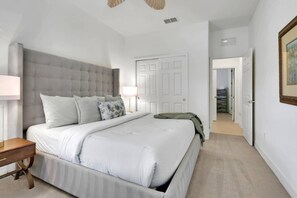 3 habitaciones, escritorio, tabla de planchar con plancha y wifi gratis 