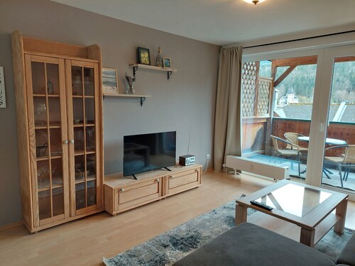 Grundlsee vacation apartment - Charming vacation apartment right on the lakeshore