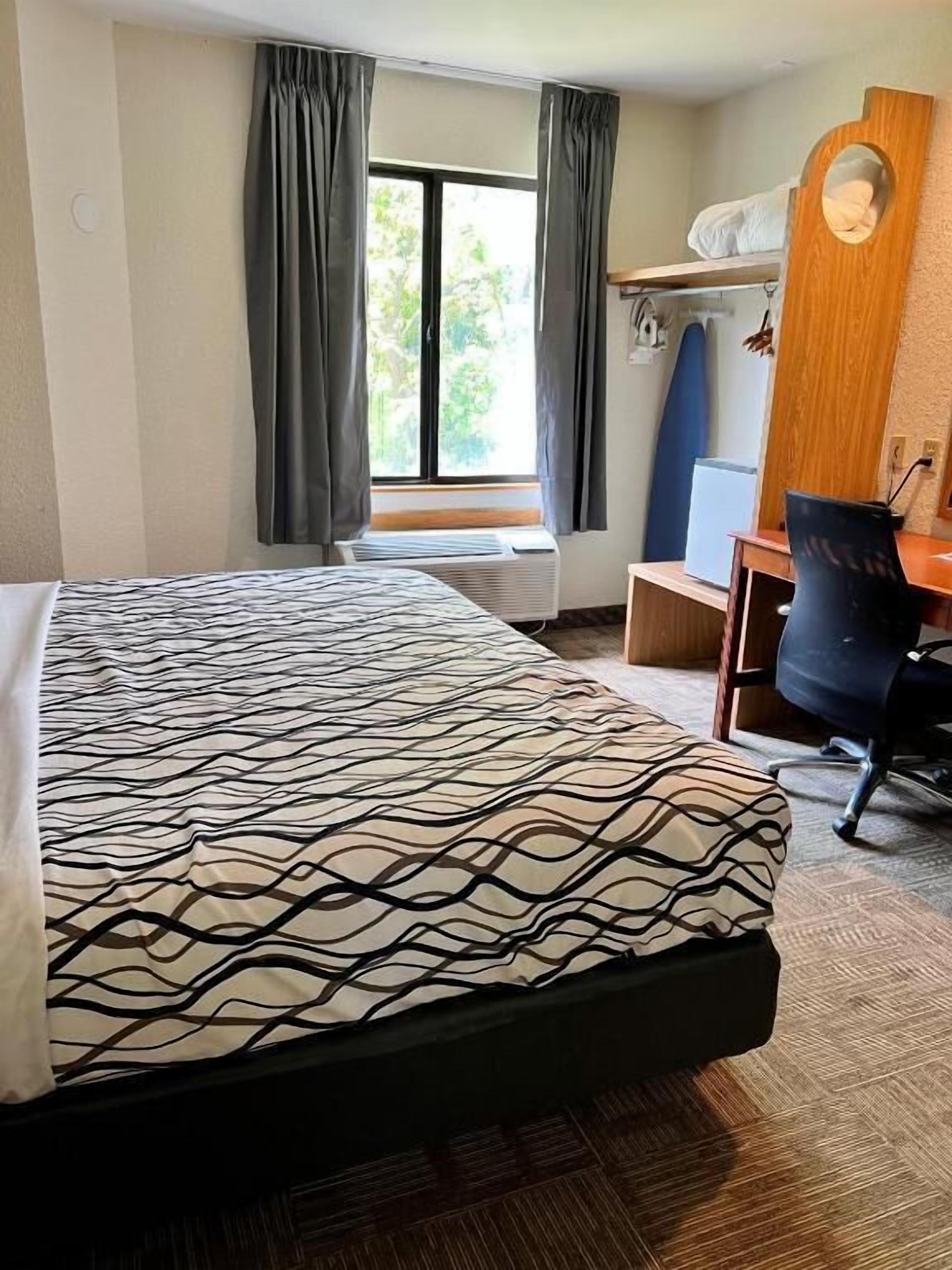 Tabla de planchar con plancha y wifi gratis 