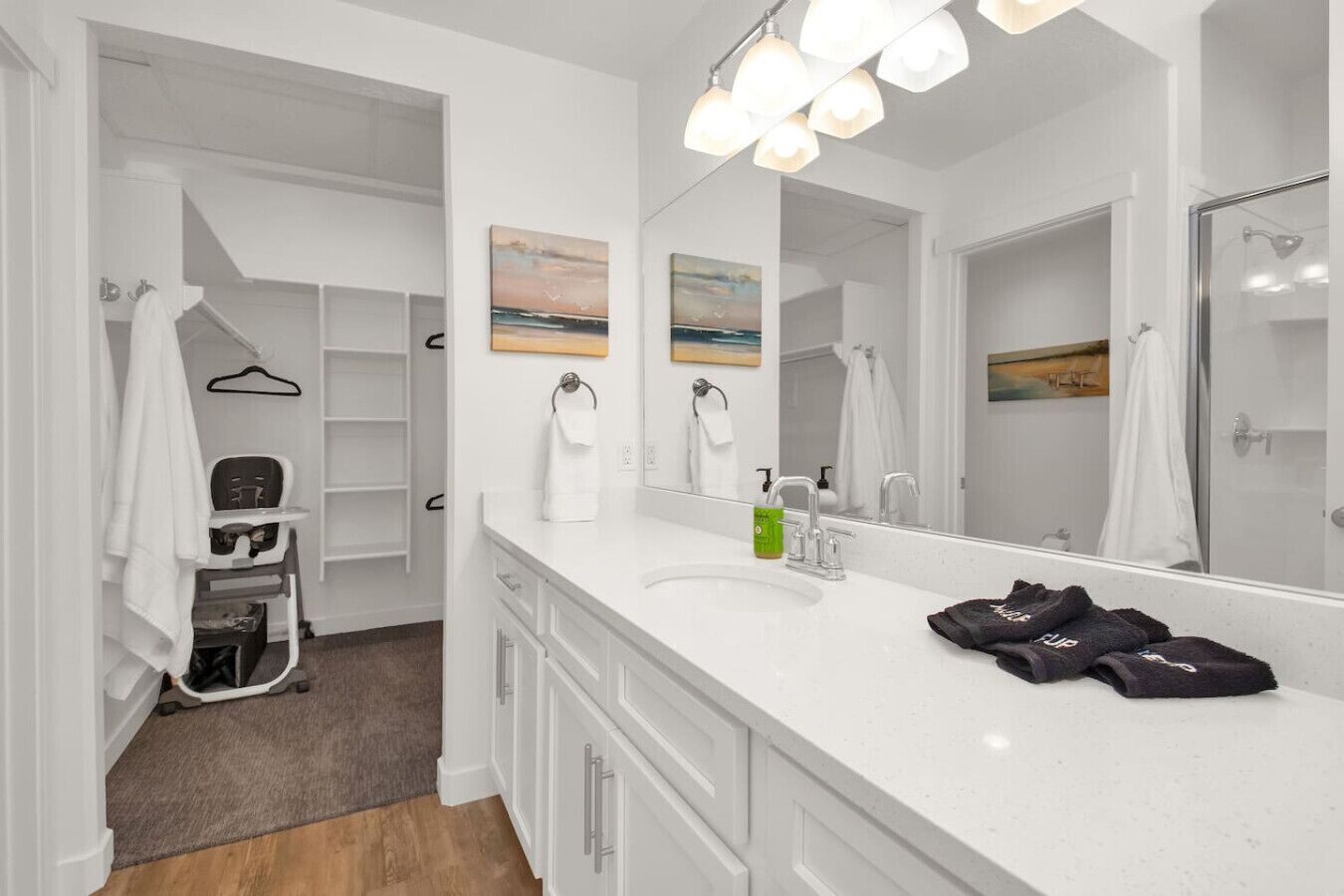 ヘアドライヤー、タオル