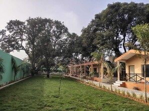 Property grounds - Royal Resort Siyana (Bulandshahr)