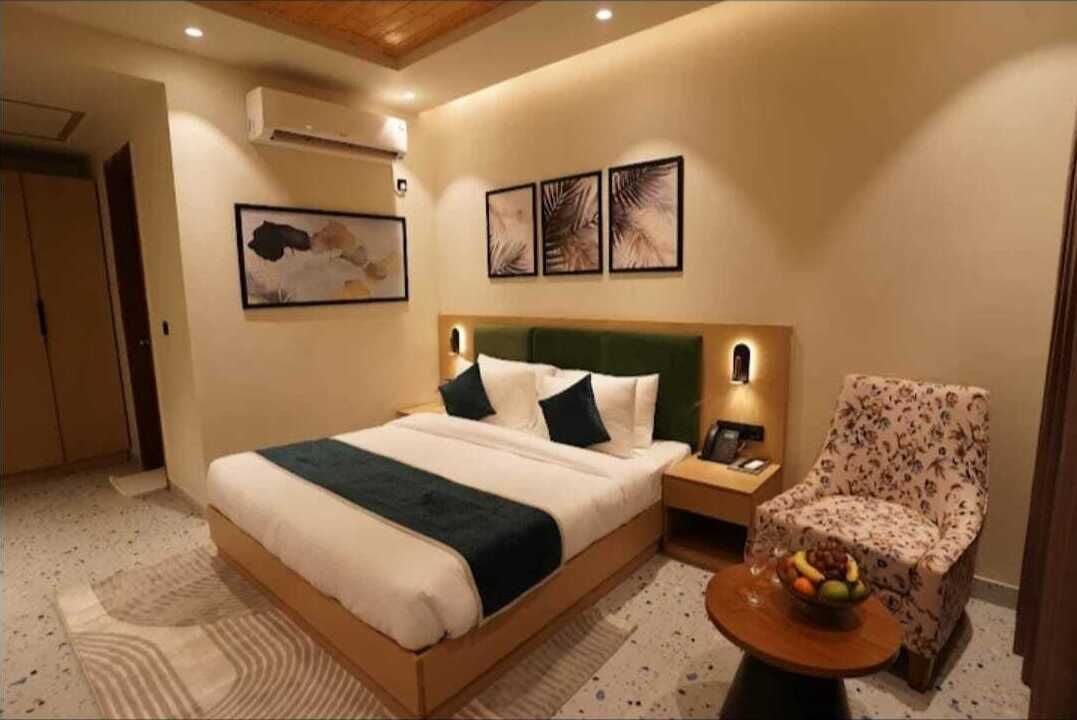 Quarto luxo | Escrivaninha, espaço de trabalho para notebook, Wi-Fi de cortesia