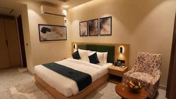 Deluxe-rum | Skrivbord, arbetsyta för laptop och gratis wi-fi