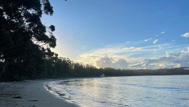 Beach - Yonder ~ Hear the Sound of Waves (Bendalong)