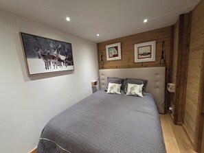 2 makuuhuonetta, ilmainen Wi-Fi, vuodevaatteet