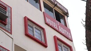 Unclassified image, 3 of 57, button - Hotel Aditya (Varanasi)