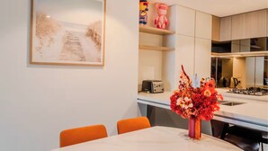 Dining - Gleaming Riverfront - Stay on Casino, Free Carpark (Brisbane City)