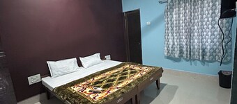 Gaurang home stay
Feel like a home