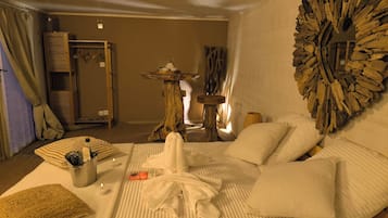 Fer et planche à repasser, accès Internet, draps fournis