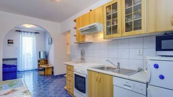 Family Apartment, Multiple Bedrooms (Amalija Sea View Apartment 2) | Living area | 21-inch flat-screen TV with satellite channels