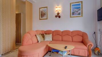 Family Apartment, Multiple Bedrooms (Amalija Sea View Apartment 4) | Living area | 21-inch flat-screen TV with satellite channels