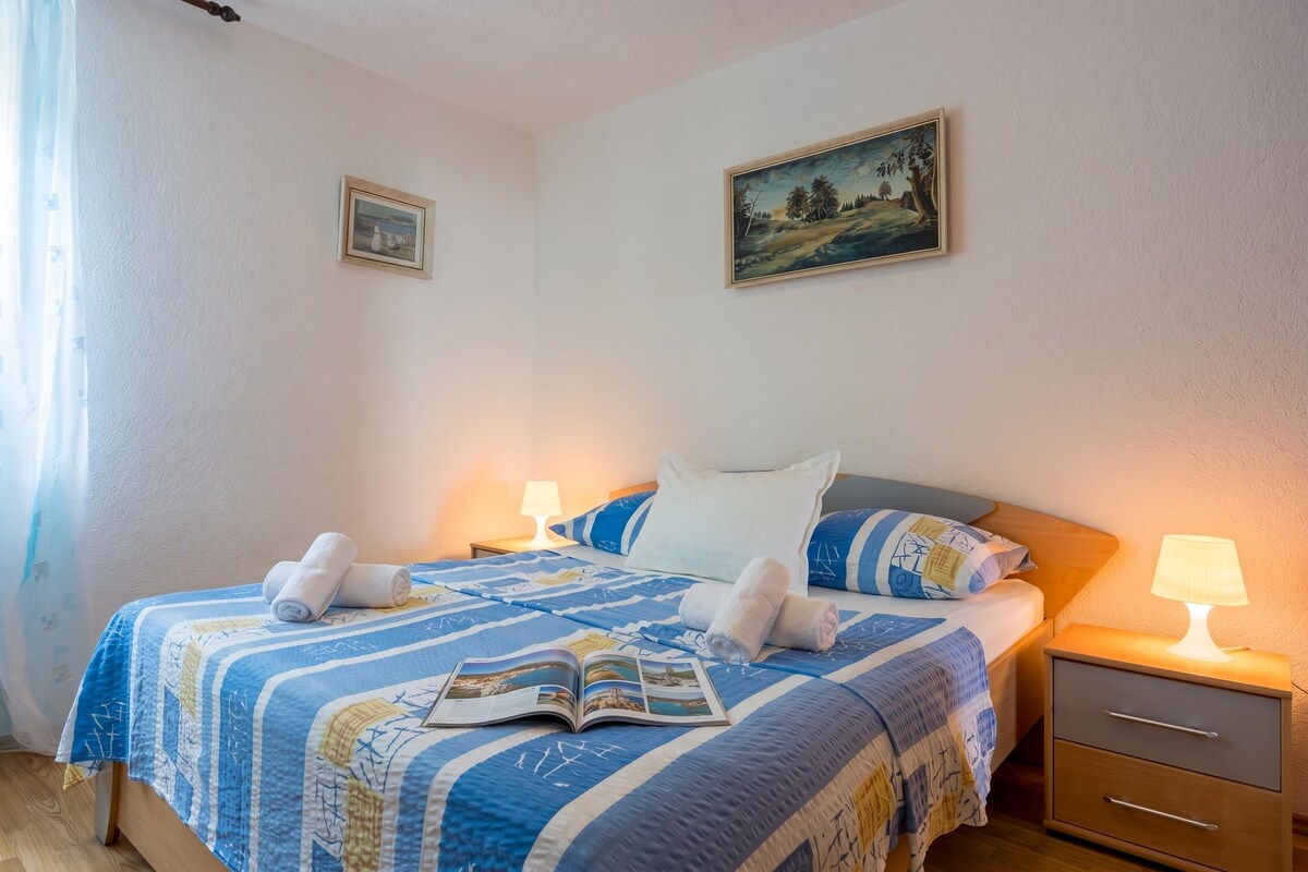 Family Apartment, 1 Bedroom, Microwave (Amalija Sea View Apartment 2) | 1 bilik tidur, Wi-fi 