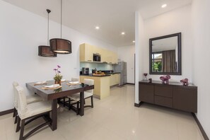 Comfort Villa, 2 Bedrooms, Pool View | In-room dining - Villa Tane Private Pool Near Nai Harn (Rawai)