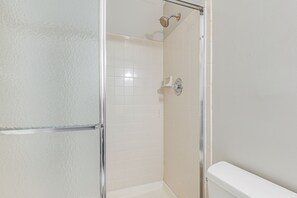 Towels - 5 Mi to Main St! Cozy Couple's Escape in Laurel (Laurel)