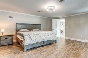 4 Schlafzimmer, Internetzugang, Bettwäsche