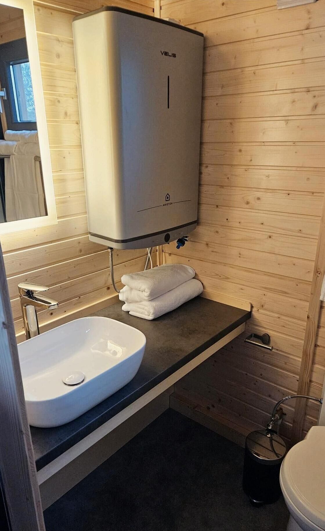 Doccia, asciugacapelli, asciugamani