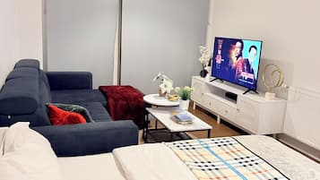 1 Schlafzimmer, BĂŒgeleisen/BĂŒgelbrett, WLAN, BettwĂ€sche