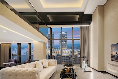 Chongqing Tianlai River View Hotel