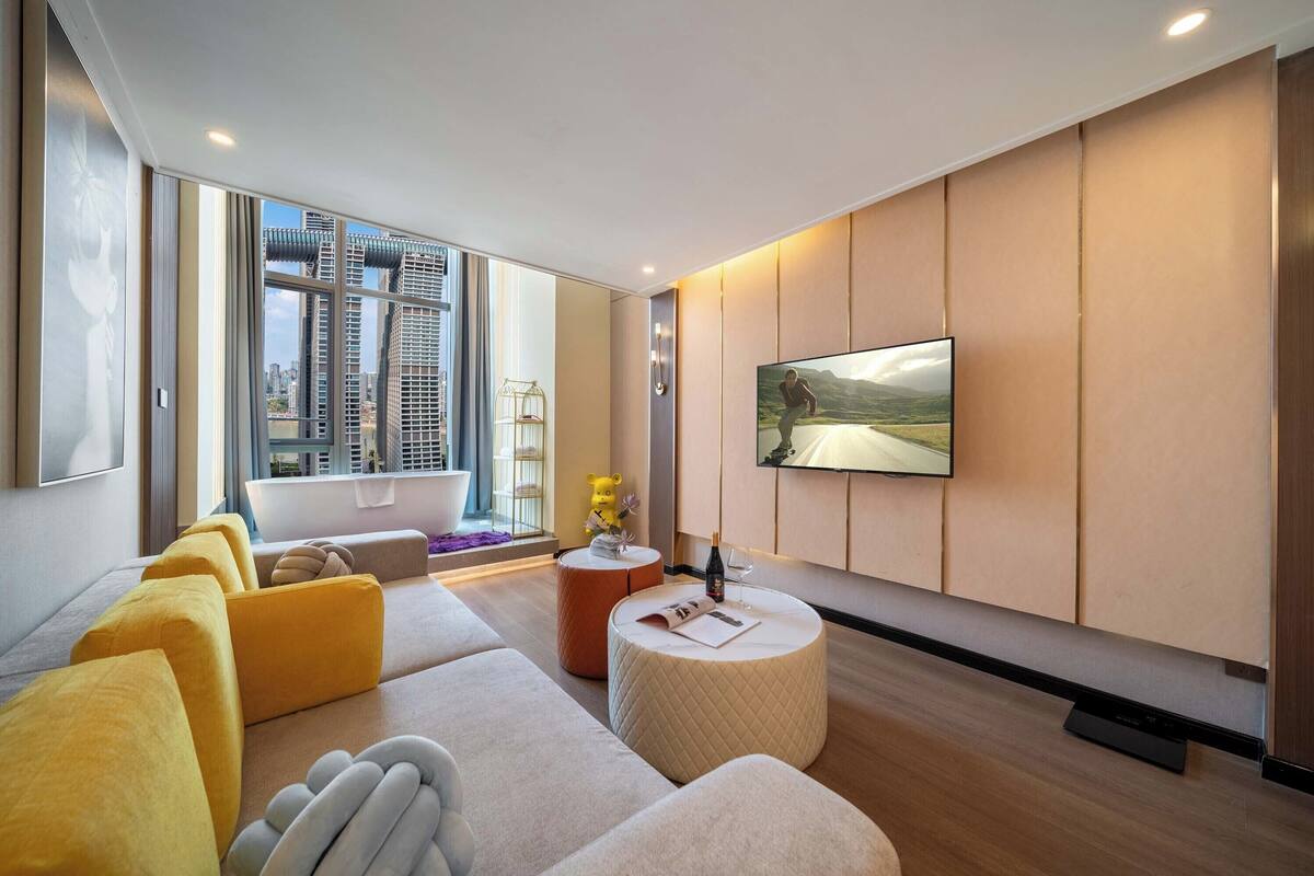 Superior studio suite, uitzicht op rivier | Uitzicht vanuit de kamer