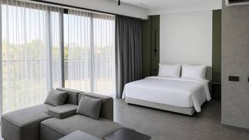 Standardzimmer, Stadtblick | Minibar, Zimmersafe, Bügeleisen/Bügelbrett, kostenloses WLAN