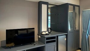 Standard Double Room, City View | Interior - Puttaya Glow (Pattaya)