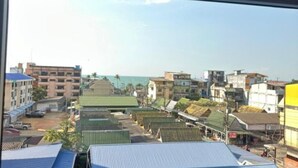 Superior Room, 1 King Bed with Sofa bed, Sea View | Interior - Puttaya Glow (Pattaya)