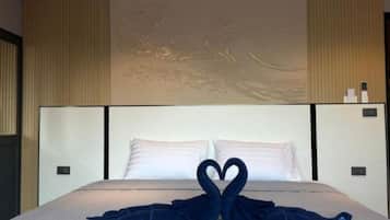 Superior Room, 1 King Bed with Sofa bed, Sea View | Free WiFi