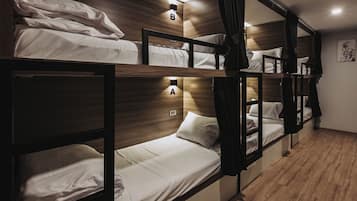 Felles sovesal, for menn og kvinner, ikke-røyk | Skrivebord og wi-fi (inkludert)