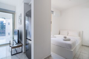 Studio, 1 Katil Kelamin (Double) dengan Katil Sofa, Kitchen, City View | Cadar kapas Mesir, peralatan tempat tidur premium 